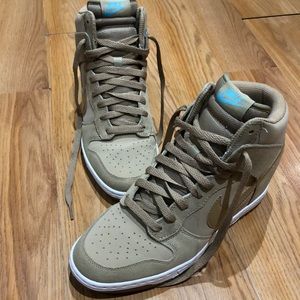 ☄️NIKE Women’s Sneakers- 9.5M🔥🔥